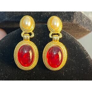 VTG Elegant Dangle Earrings Gold Tone Faux Pearl Faux Ruby Coquette Holidays
